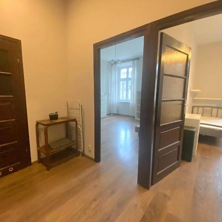 Comfortable Apartment In Centrum Kraków Exteriör bild